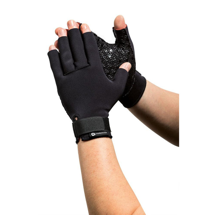 Thermoskin Gloves Lämpökäsineet 84199 M - Apteekki 360 Helsinki - Verkkoapteekki